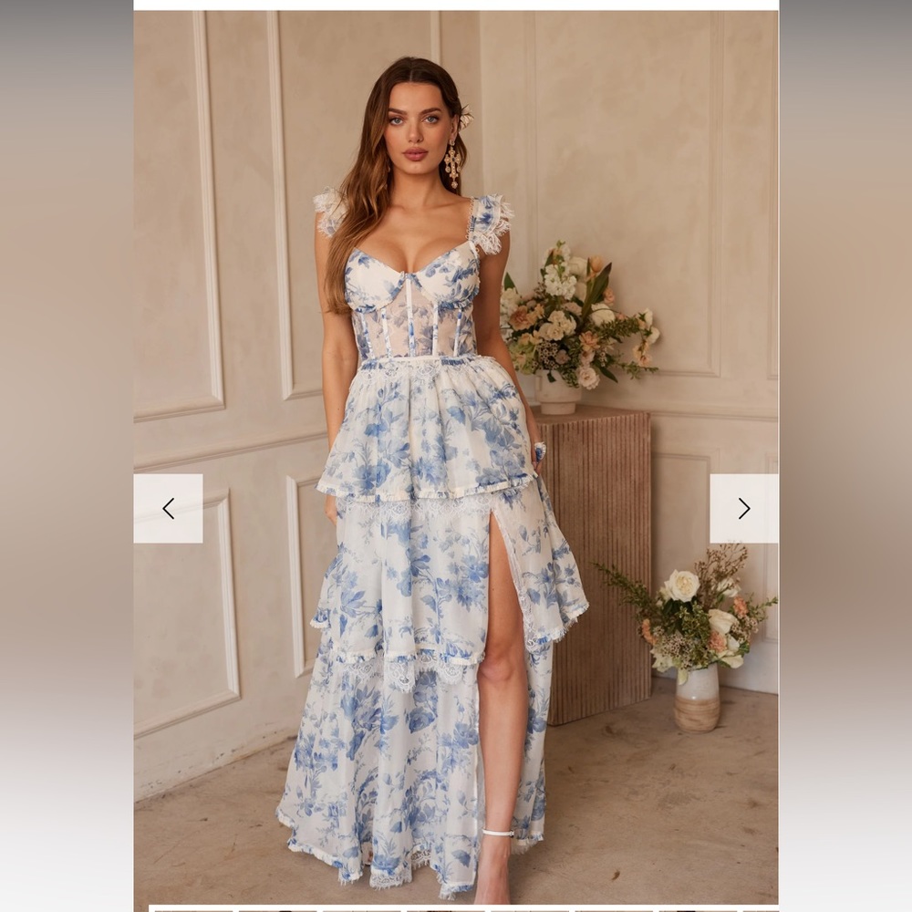 V.Chapman Jolie Gown💙 WORN ONCE *